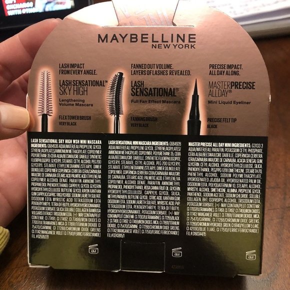 Maybelline Holiday Limited Edition Eye Makeup Gift Set Sky High Mascara Black - Picture 4 of 8